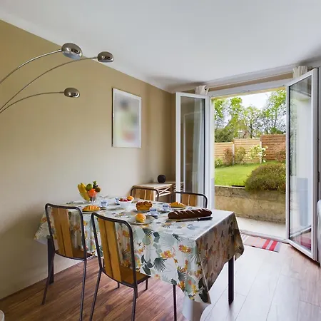 Vakantiehuis -hares- Maison Authentique Avec Jardin
